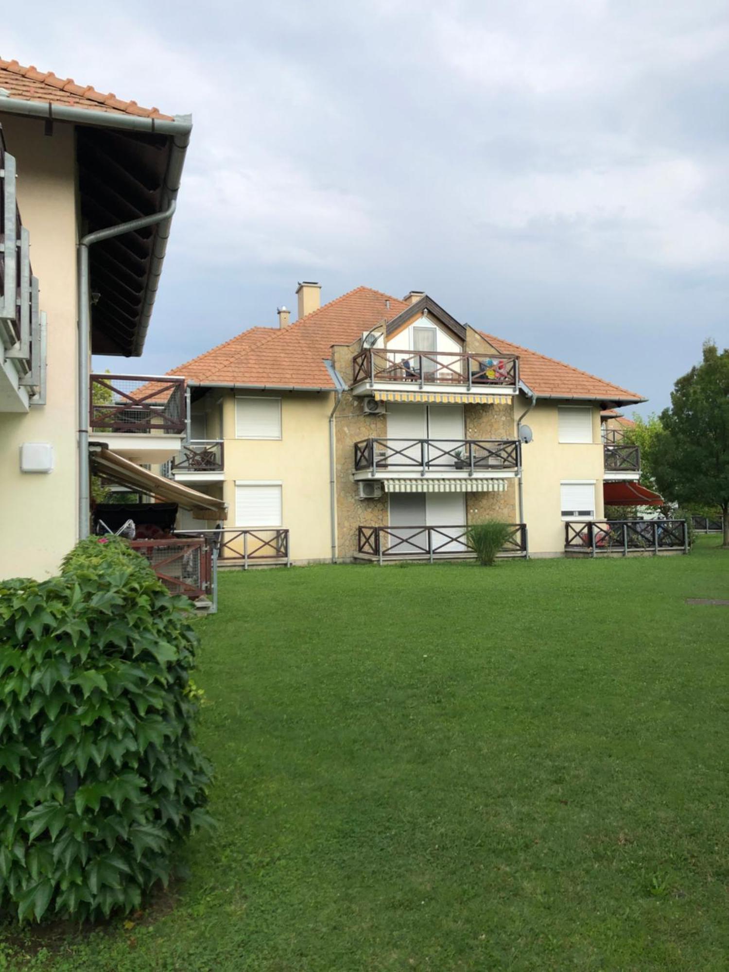 Vadszilva Apartman Balatonoszod Exterior photo